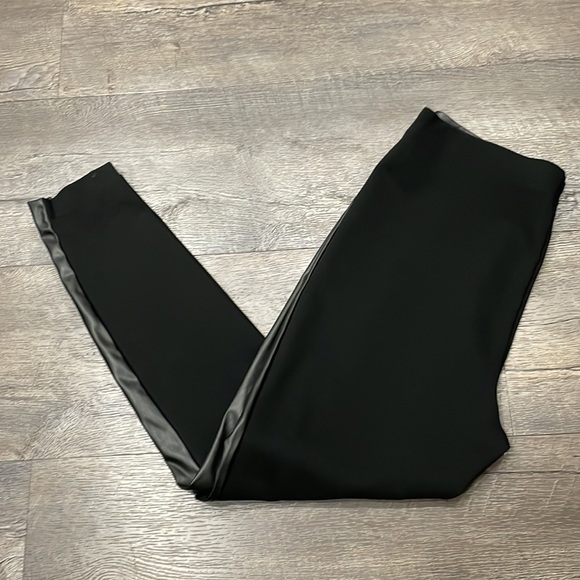 Petite Faux leather leggings - Picture 4 of 5